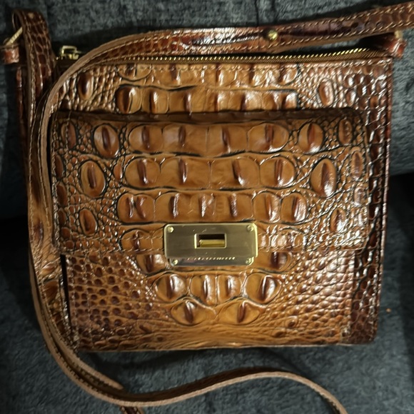 Chestnut brown Brahmin crossbody in great condition. - Picture 3 of 6